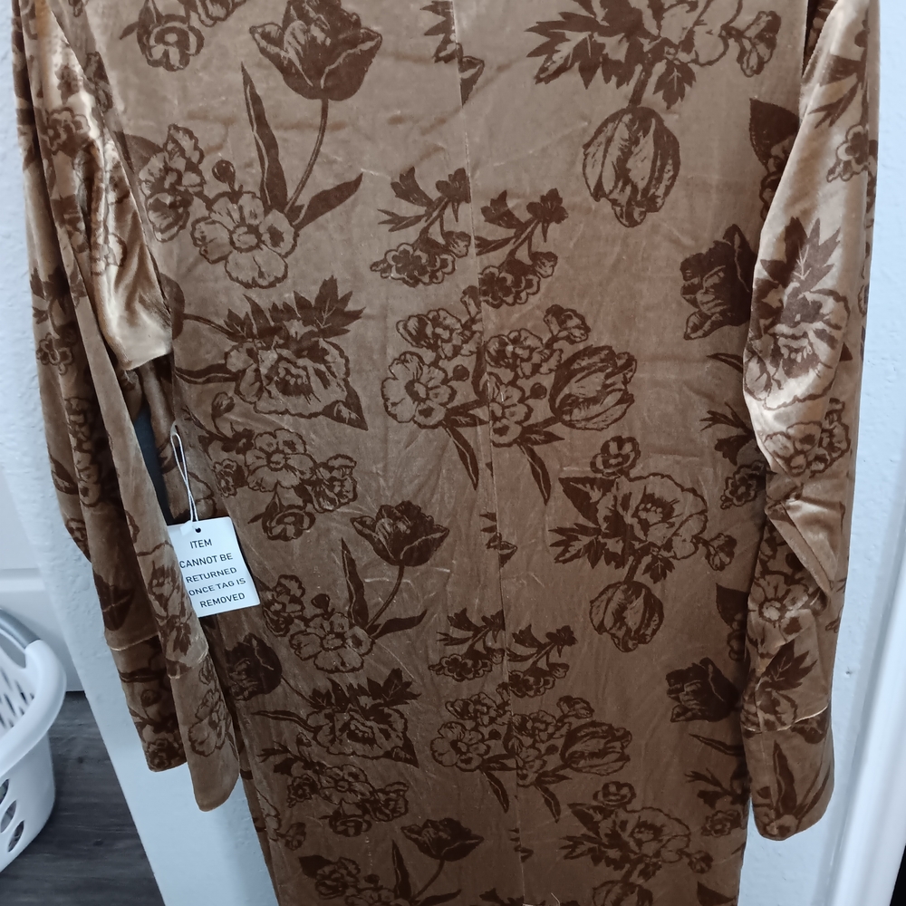 Joyfolie Mia Joy Gold Velvet Jacket - Picture 2 of 4